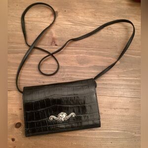 BRIGHTON CROC EMBOSSED CLASSIC BLACK LEATHER TRIFOLD CLUTCH CROSSBODY VINTAGE